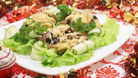 Рецепт Отбивных из свинины с грибами под сыром