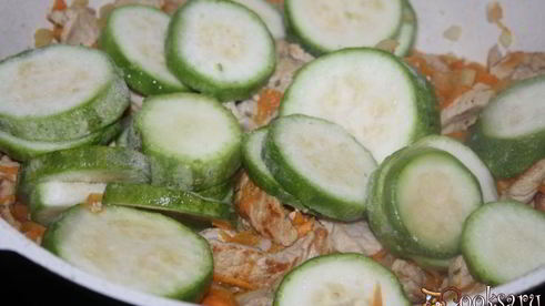 свинина с овощами в сметанном соусе