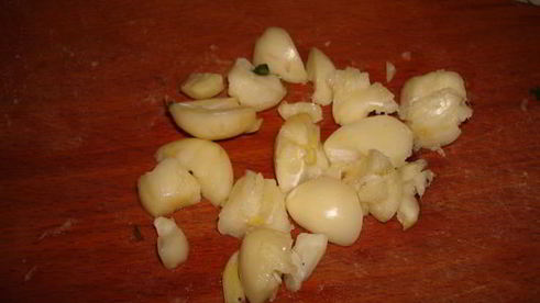 тушеные свиные ребрышки с морковкой