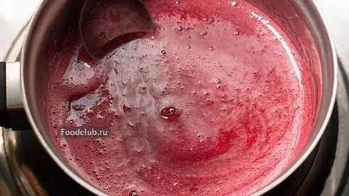 утиная грудка на гриле с малиновым соусом