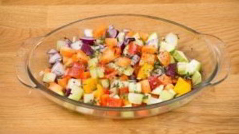 утиная грудка с брусничным соусом