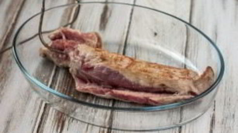 запеченная свиная вырезка