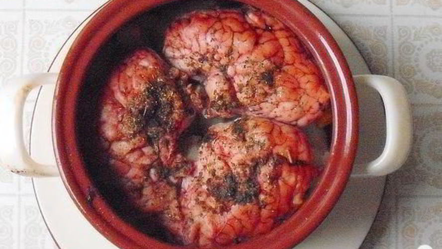 Рецепт запеченных телячьих мозгов с овощами