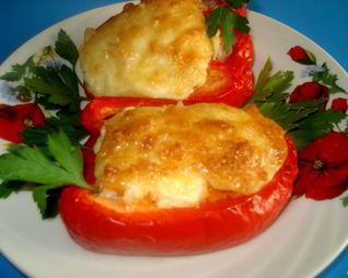 Фаршированные перцы в духовке