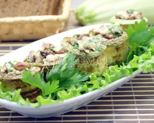 Кабачки фаршированные грибами