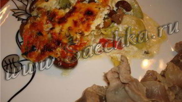 Рецепт Кабачков с грибами в сырном соусе