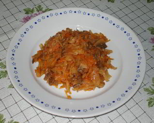 Капуста, тушеная с грибами