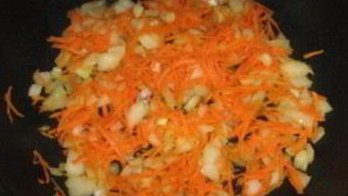 картошка с тушенкой