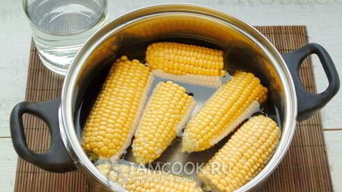 кукуруза, варенная с молоком и сливочным маслом