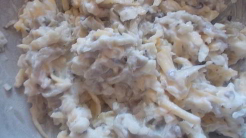 лодочки из перца, фаршированные сыром и грибами