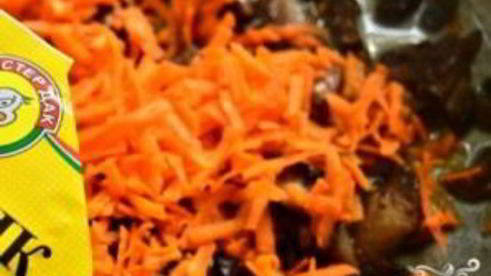 морковь с грибами тушеная