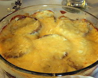 Пикантные баклажаны с сыром