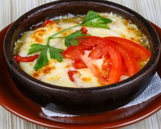 Помидоры, запеченные с моцареллой