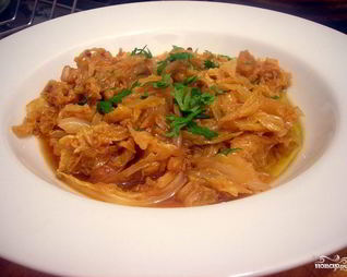 Постная тушеная капуста