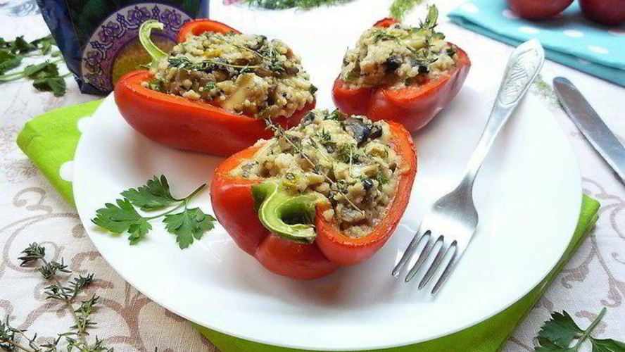 Рецепт сладкий перец, фаршированный грибами и кускусом
