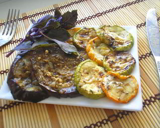 Цукини и баклажаны в медово-бальзамичном маринаде