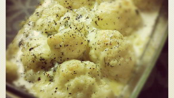 Рецепт Цветной капусты в сливочном соусе, запеченная с сыром