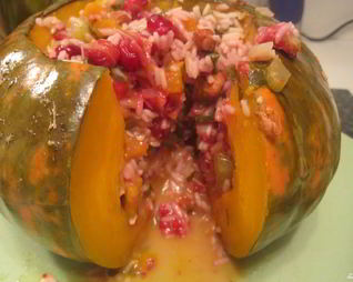 Тыква, фаршированная рисом