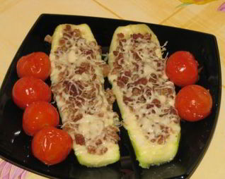 Запеченные кабачки — лодочки