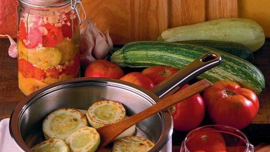 Рецепт жареных кабачков с чесноком