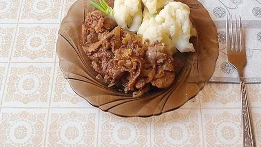 Рецепт нежной печени с цветной капустой