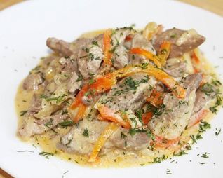 Печень кролика в сметане