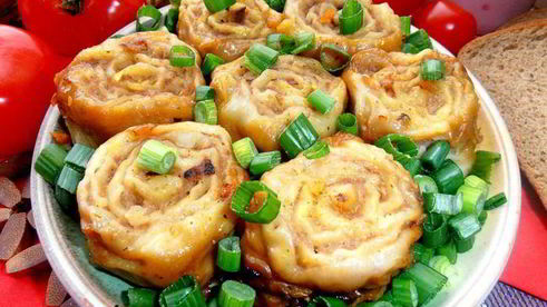 ленивые пельмени на овощной подушке