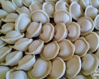 Пельмени из щуки с салом