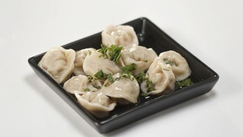 пельмени со свининой и кальмарами