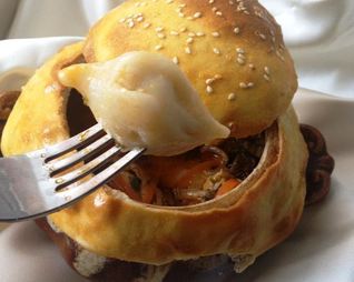 Пельмени в горшочках