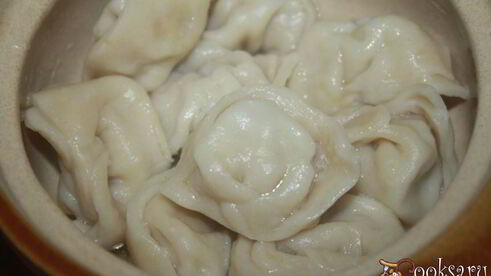 пельмени в омлете с овощами