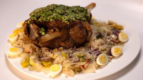 Рецепт Бараньей ноги с овощным пловом