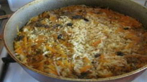 плов с курицей в утятнице