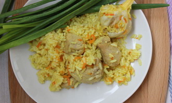 Плов с приправой карри