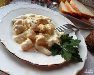 Куриное фрикасе в сливочном соусе