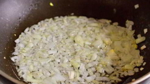 острое рыбное рагу на кокосовом молоке