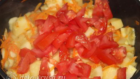 овощное рагу из картофеля и кабачков