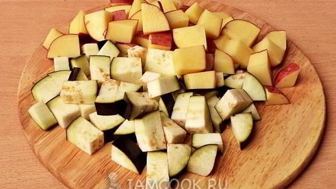 овощное рагу с фаршем и кабачками