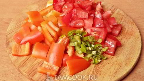 овощное рагу с фаршем и кабачками