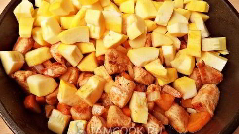 овощное рагу с куриной грудкой