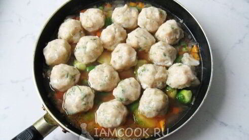 овощное рагу с тефтелями