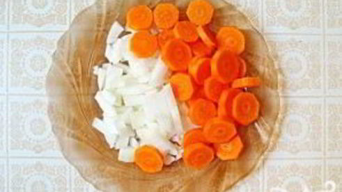 рагу из молодых летних овощей с картофелем отварным