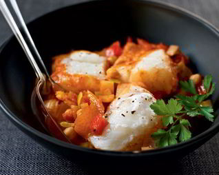 Рагу из трески с помидорами