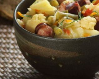 Рагу с копчеными колбасками