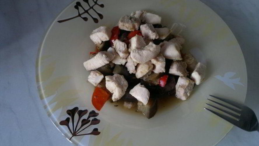 Рецепт восточных овощное рагу и мясо птицы в восточных специях