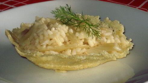 ризотто с фенхелем в сырных корзиночках