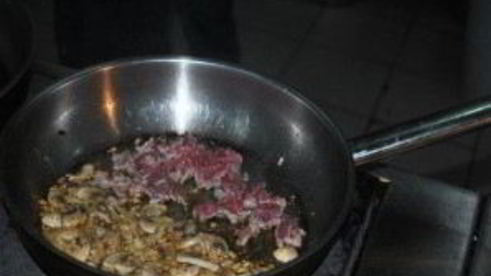 ризотто с говядиной