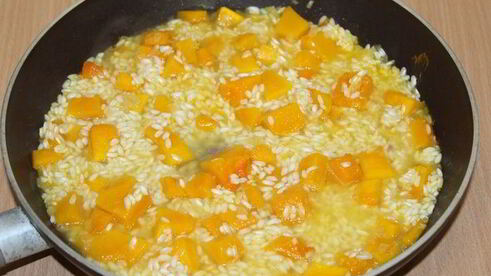 ризотто с тыквой и белыми грибами