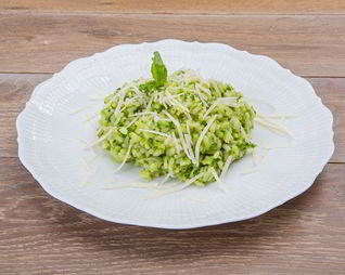 Зеленое ризотто со шпинатом