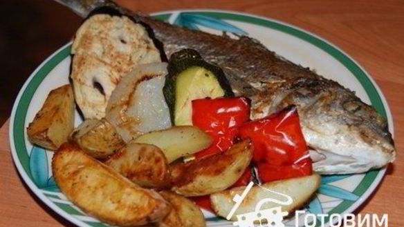 Рецепт Дорадо с запеченным картофелем и овощами